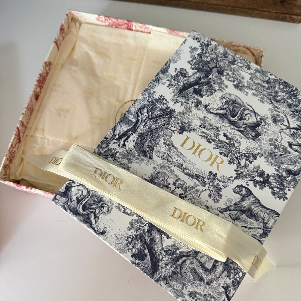 Dior notebook new with box - Picture 3 of 3